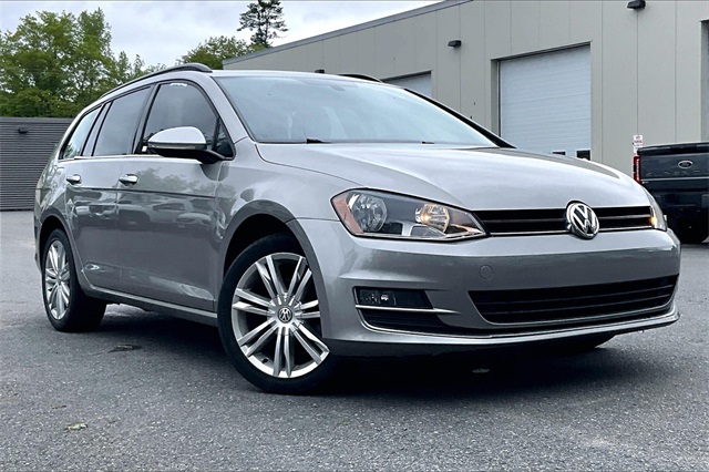 2015 Volkswagen Golf SportWagen SE