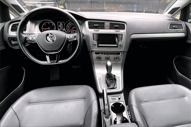2015 Volkswagen Golf SportWagen SE - Photo 16