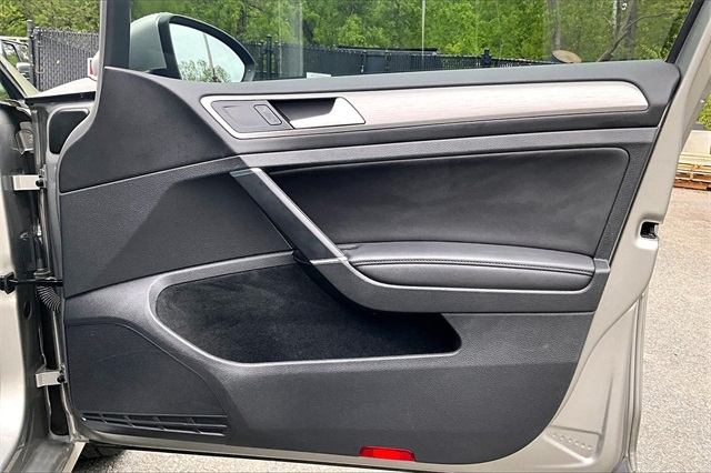 2015 Volkswagen Golf SportWagen SE - Photo 20