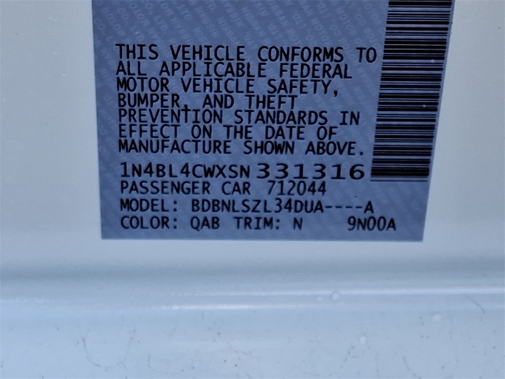 2025 Nissan Altima 2.5 SR - Photo 18