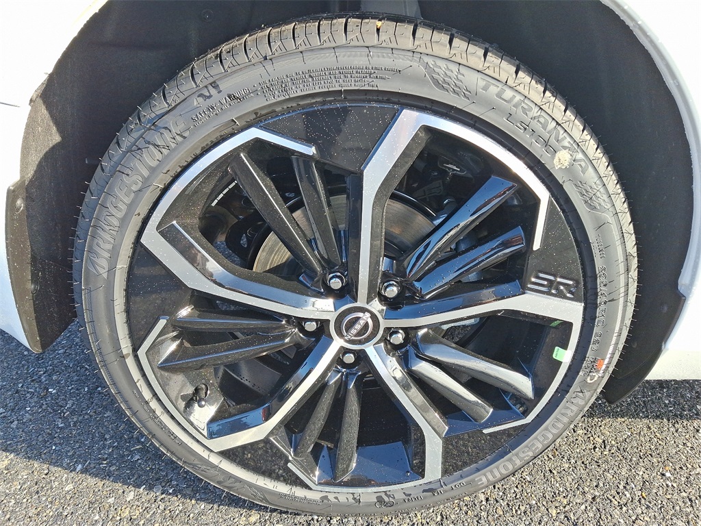 2025 Nissan Altima 2.5 SR - Photo 5