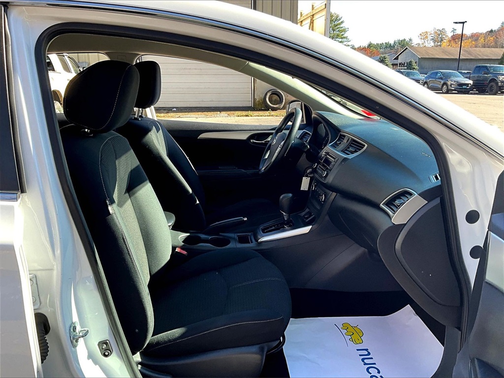 2017 Nissan Sentra S - Photo 14