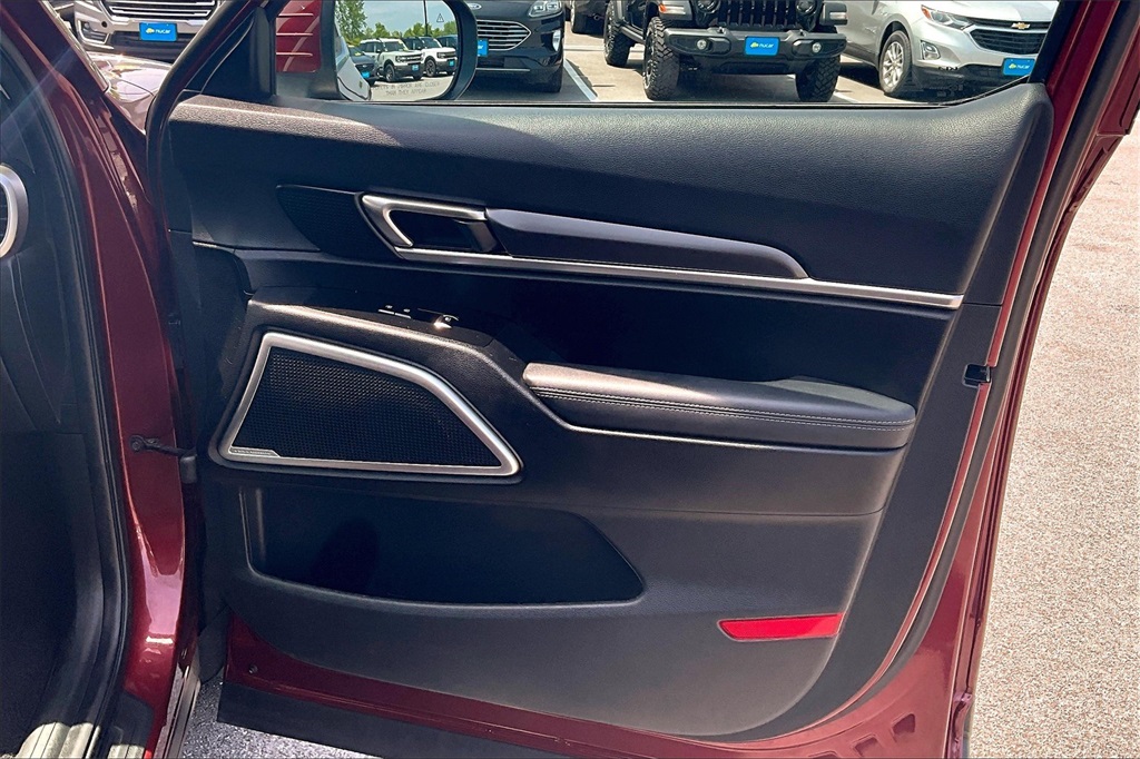 2023 Kia Telluride S - Photo 12