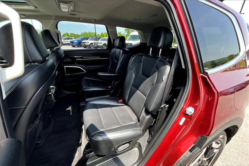 2023 Kia Telluride S - Photo 15