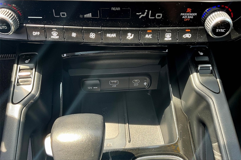 2023 Kia Telluride S - Photo 28