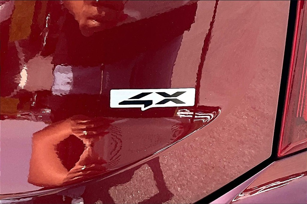2023 Kia Telluride S - Photo 29