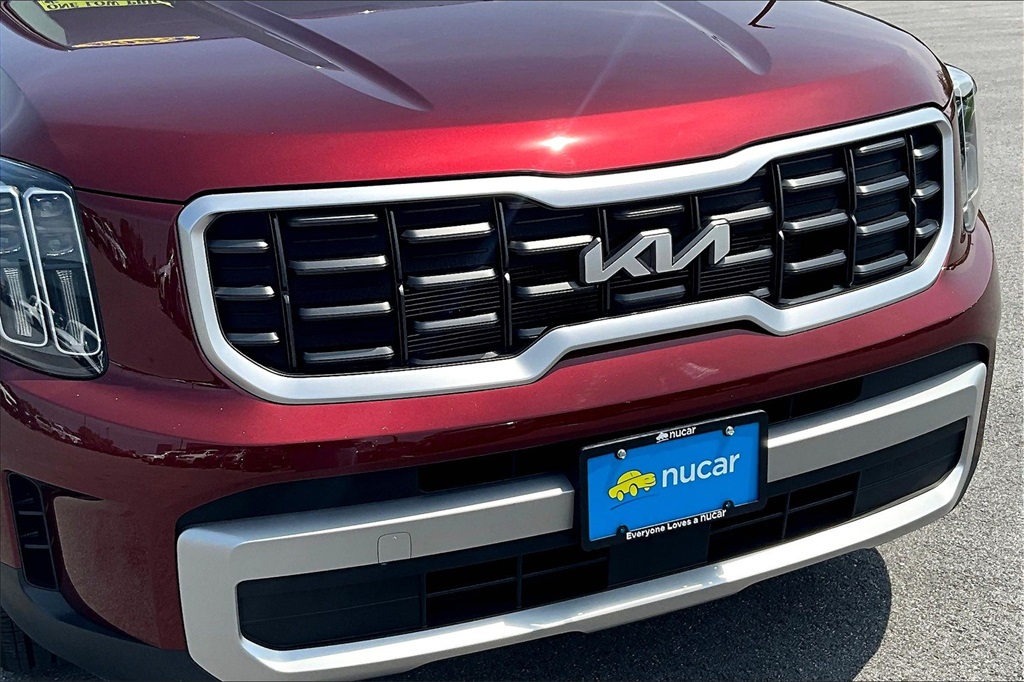 2023 Kia Telluride S - Photo 32