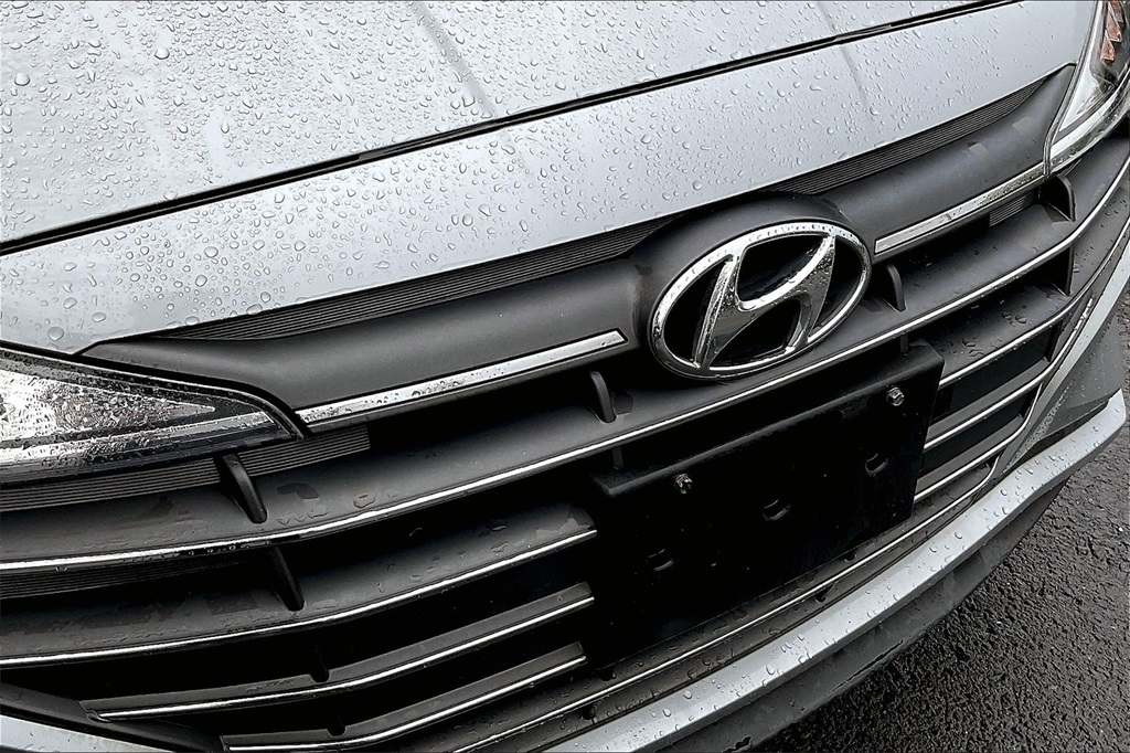 2020 Hyundai Elantra SE - Photo 28