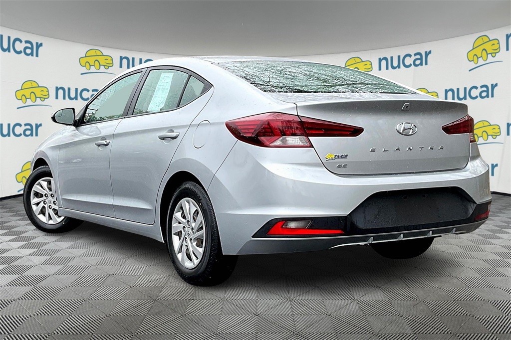 2020 Hyundai Elantra SE - Photo 4