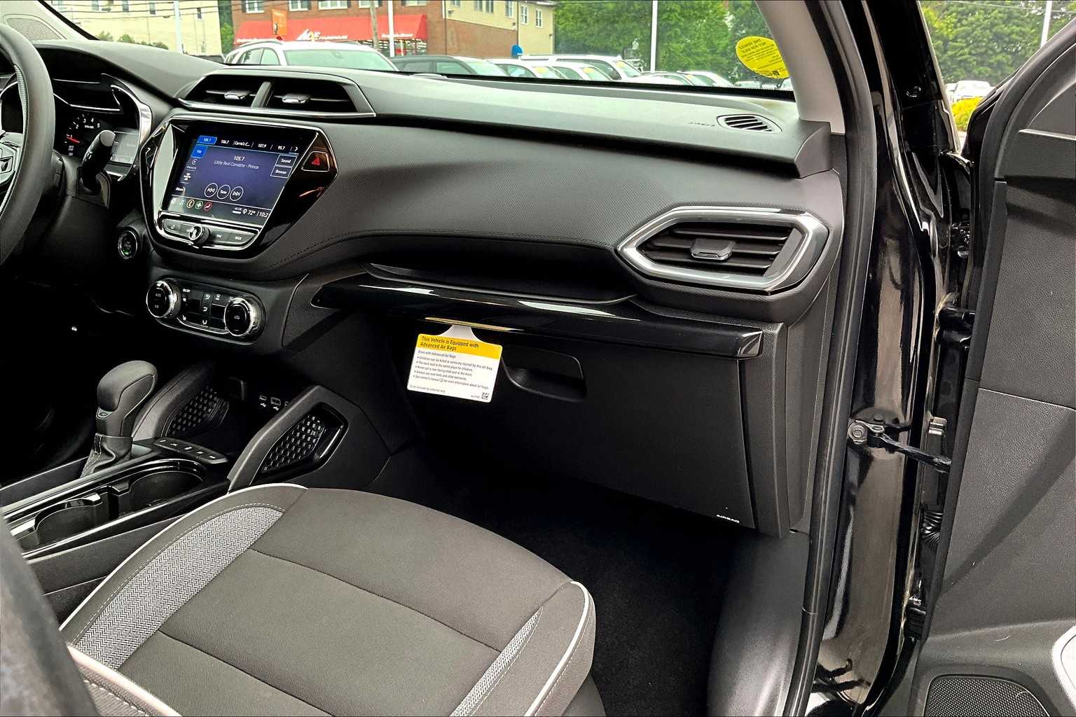 2022 Chevrolet TrailBlazer LT - Photo 13