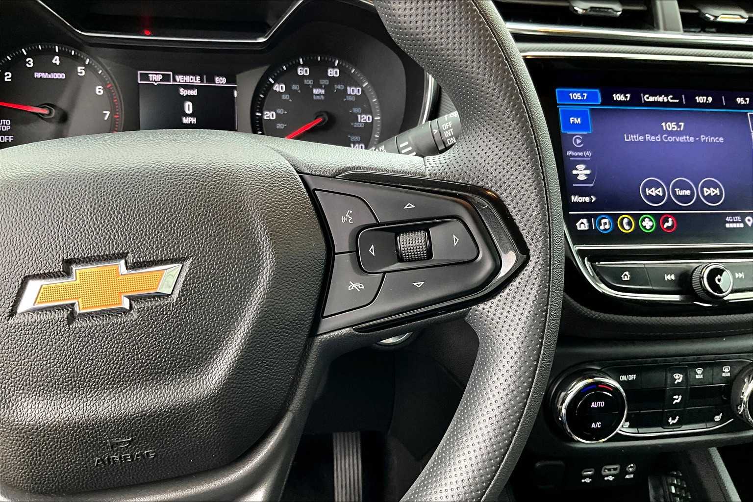 2022 Chevrolet TrailBlazer LT - Photo 23