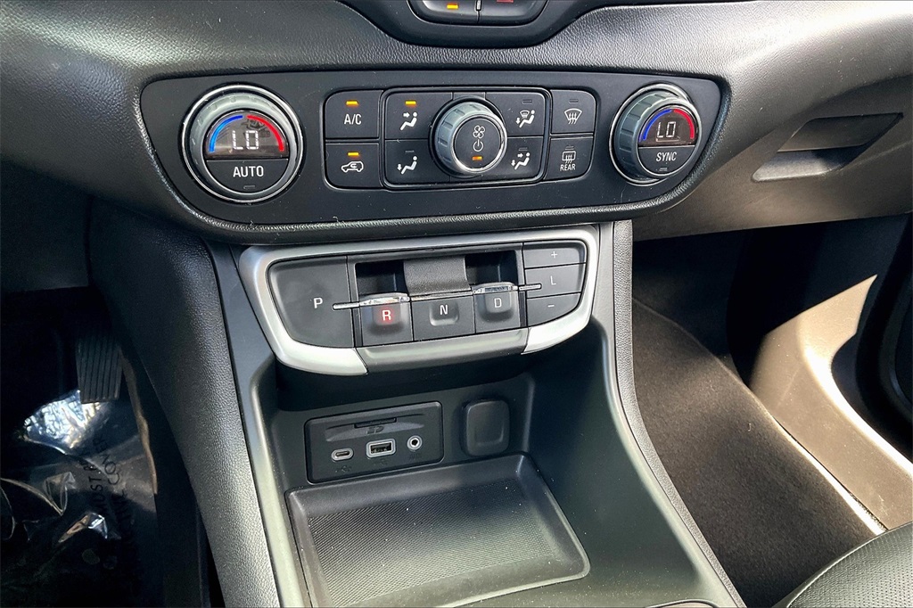 2022 GMC Terrain AT4 - Photo 25