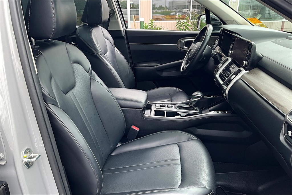 2022 Kia Sorento X-Line EX - Photo 11