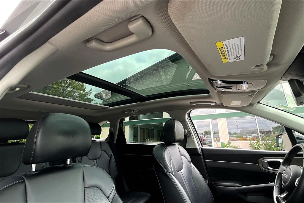 2022 Kia Sorento X-Line EX - Photo 23