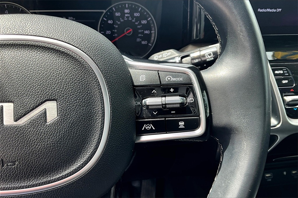 2022 Kia Sorento X-Line EX - Photo 25