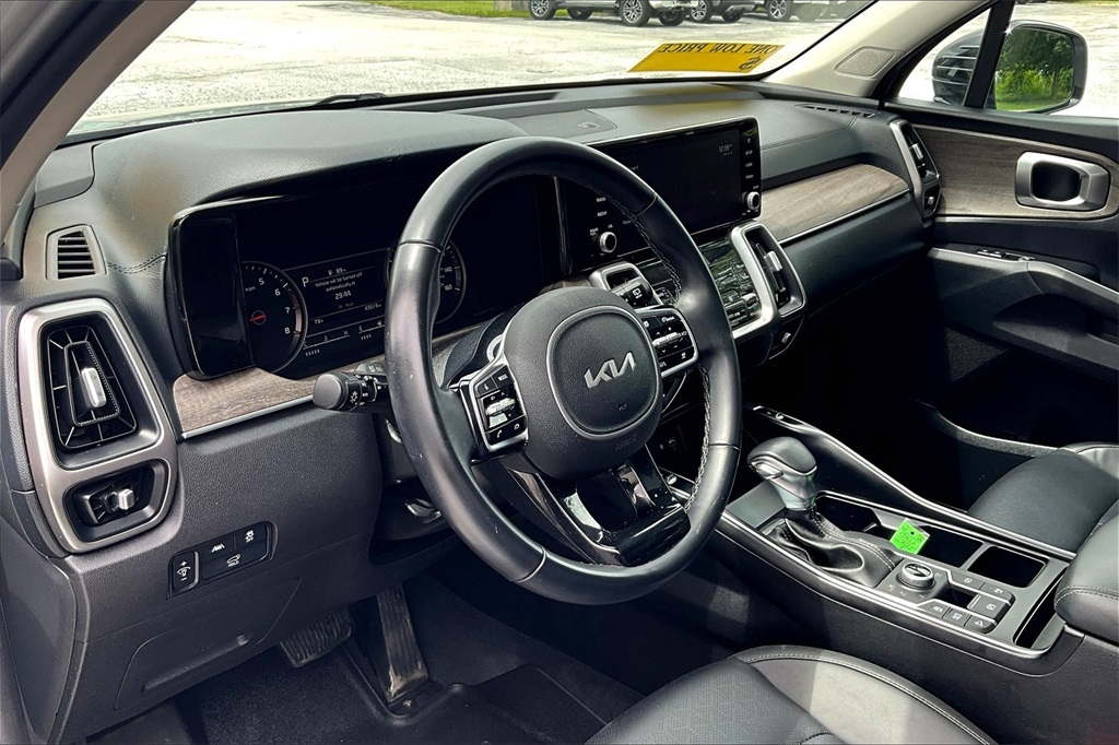 2022 Kia Sorento X-Line EX - Photo 8