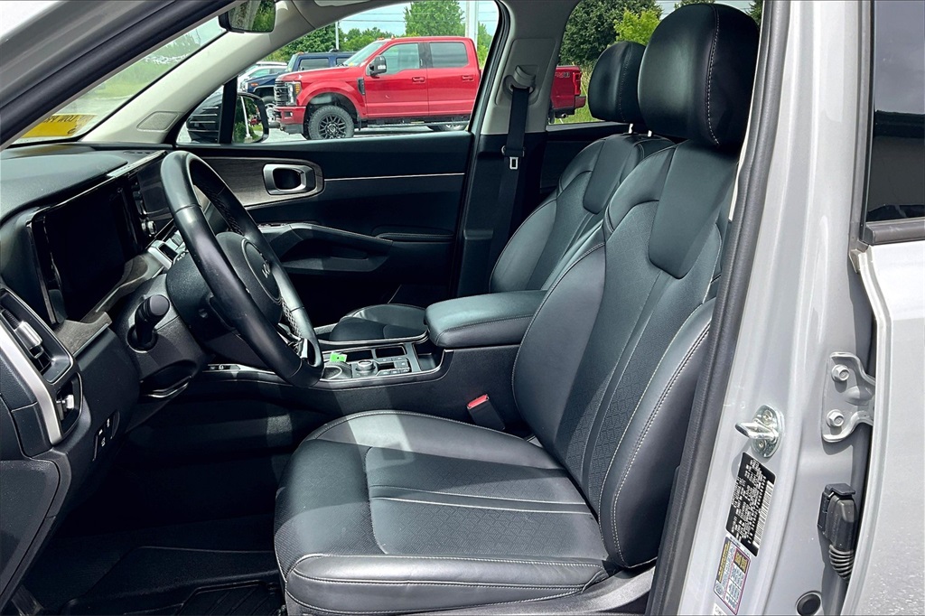 2022 Kia Sorento X-Line EX - Photo 10