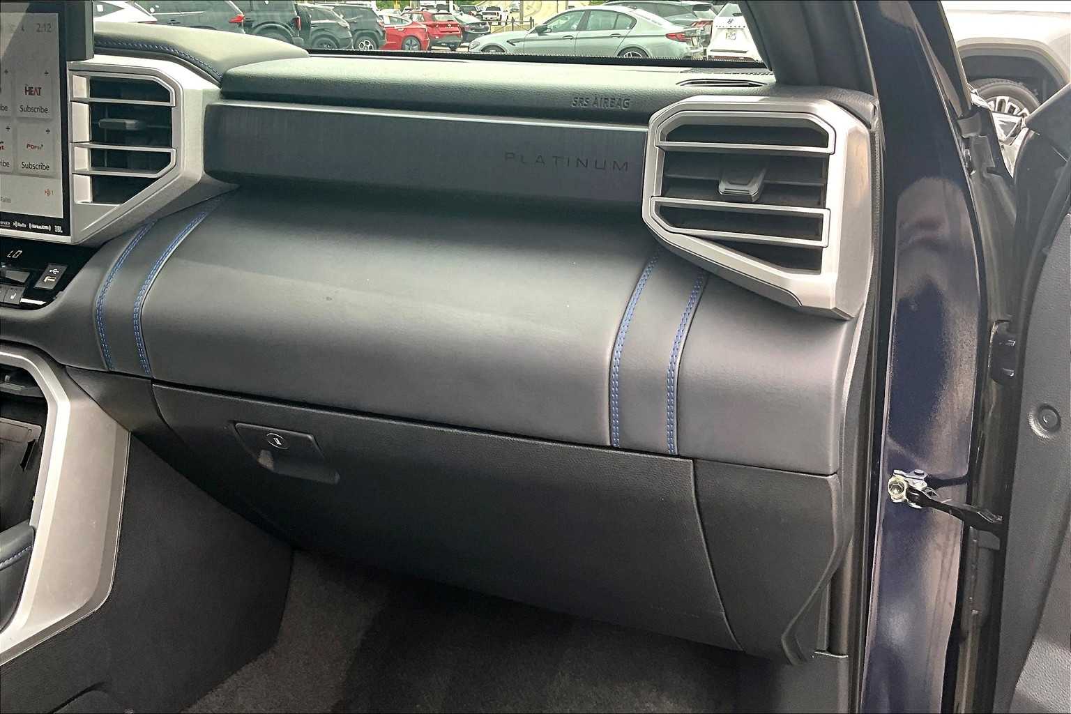 2023 Toyota Sequoia Platinum - Photo 13