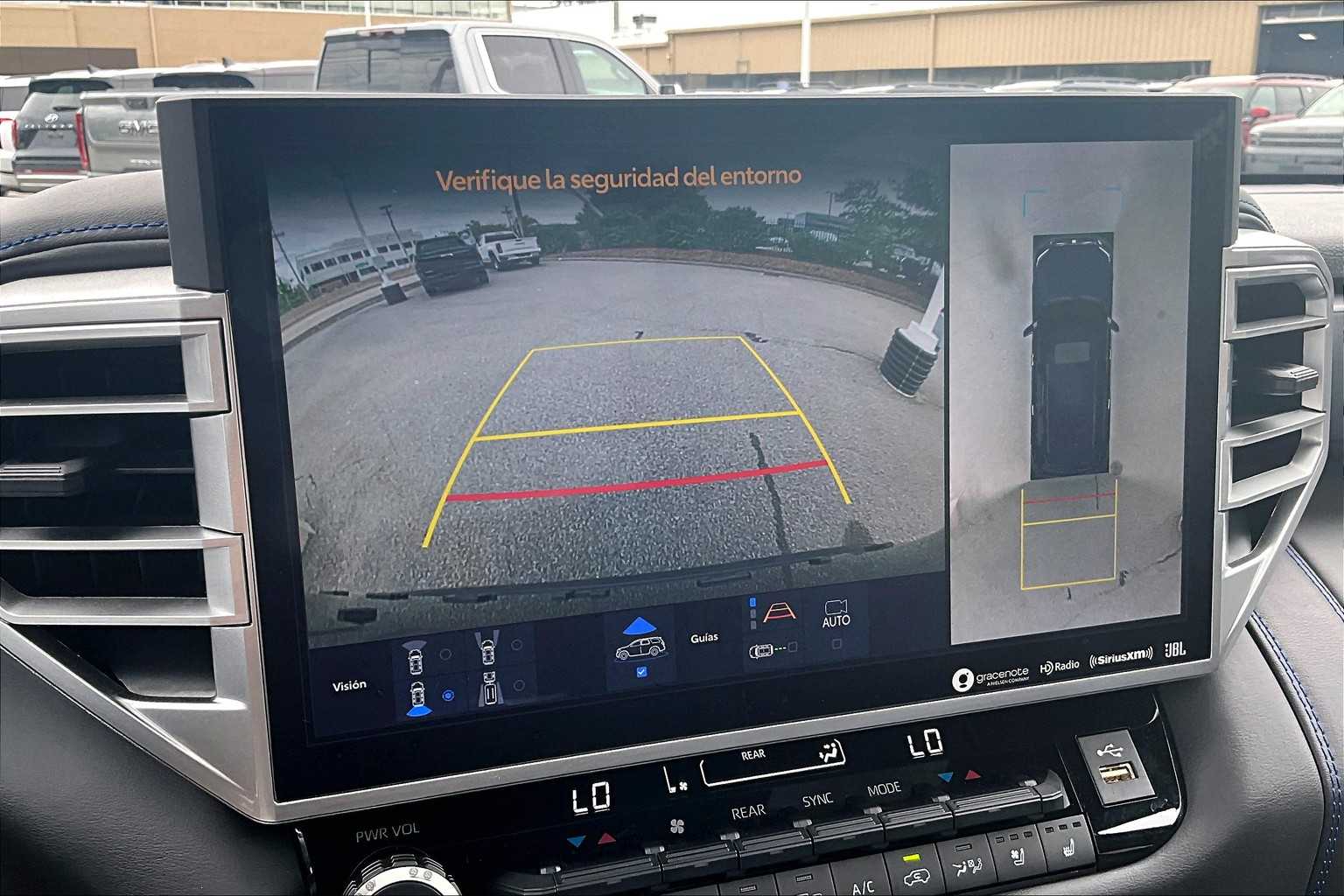2023 Toyota Sequoia Platinum - Photo 19