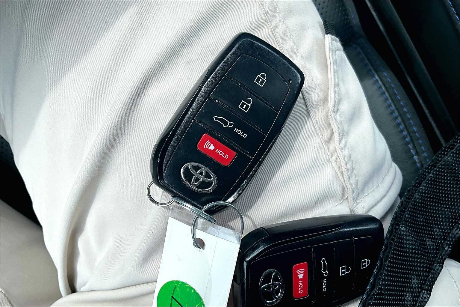 2023 Toyota Sequoia Platinum - Photo 29
