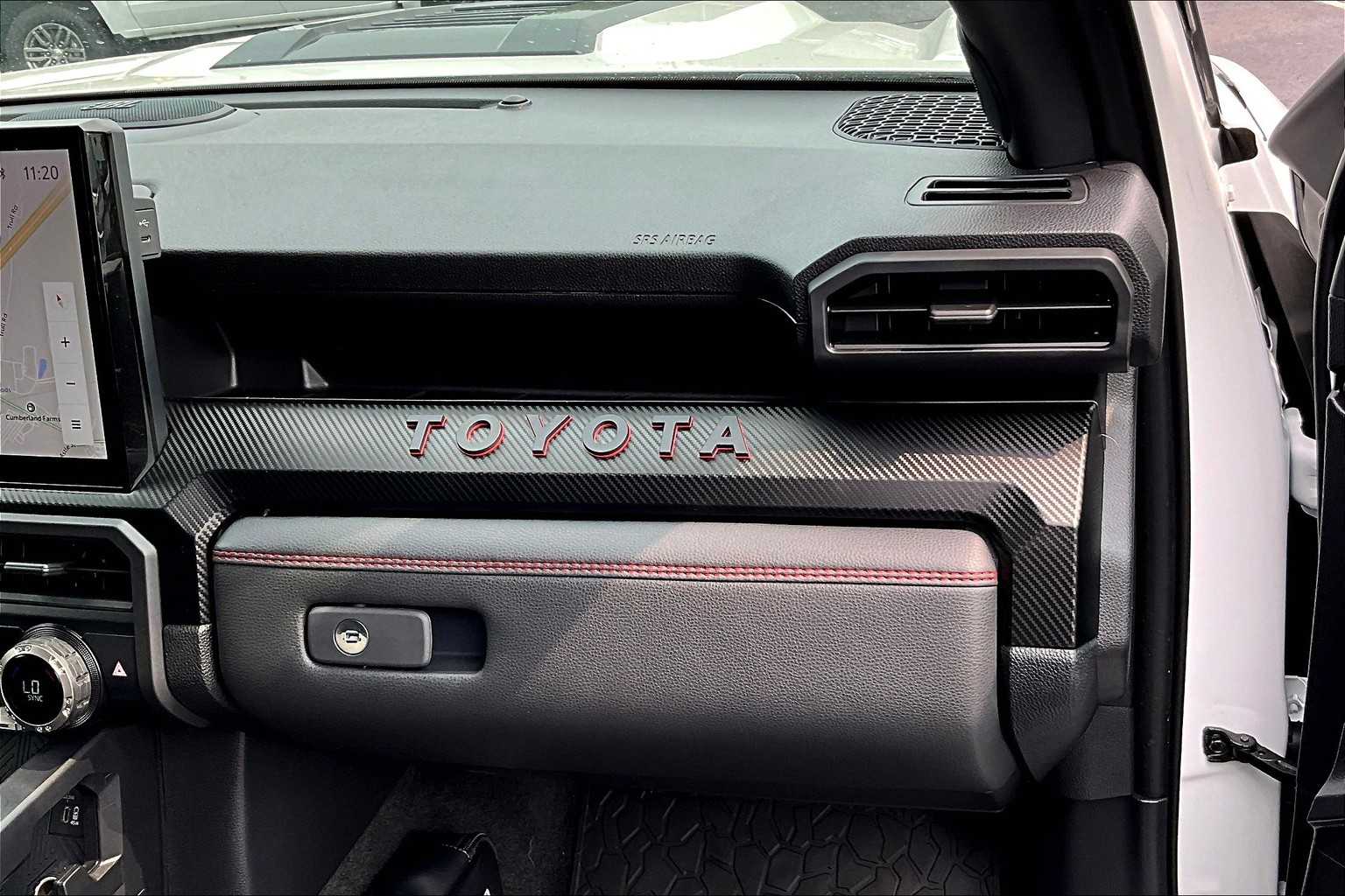 2024 Toyota Tacoma TRD Pro Hybrid - Photo 13