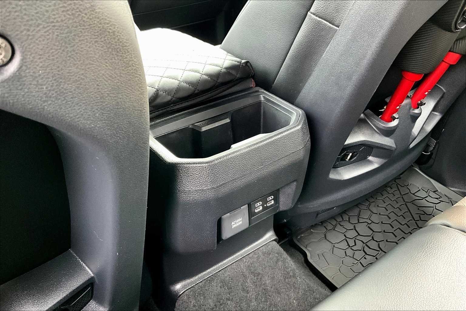 2024 Toyota Tacoma TRD Pro Hybrid - Photo 28