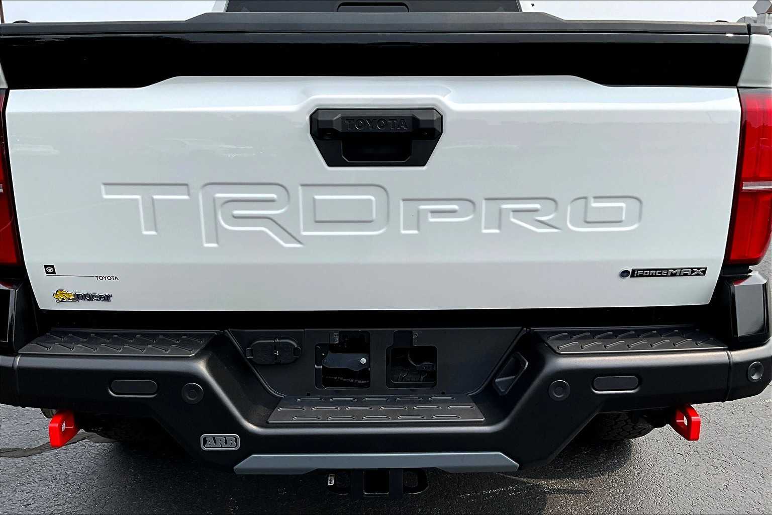 2024 Toyota Tacoma TRD Pro Hybrid - Photo 34