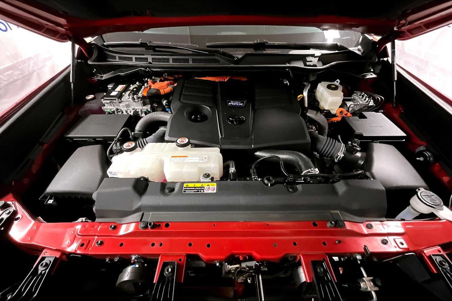 2023 Toyota Tundra Limited Hybrid - Photo 29