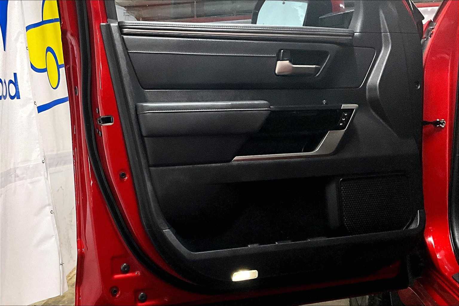 2023 Toyota Tundra Limited Hybrid - Photo 9