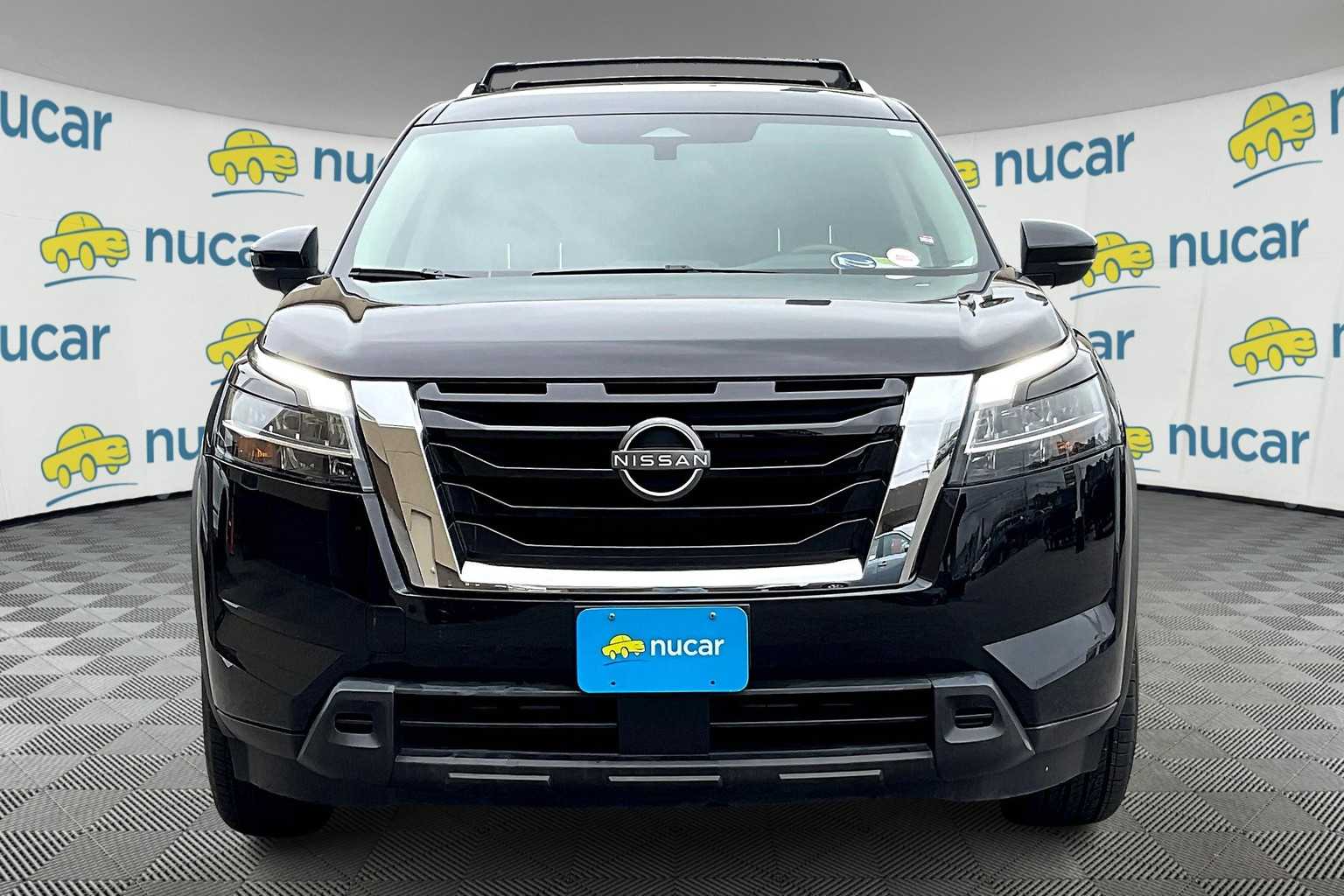 2022 Nissan Pathfinder SV - Photo 2