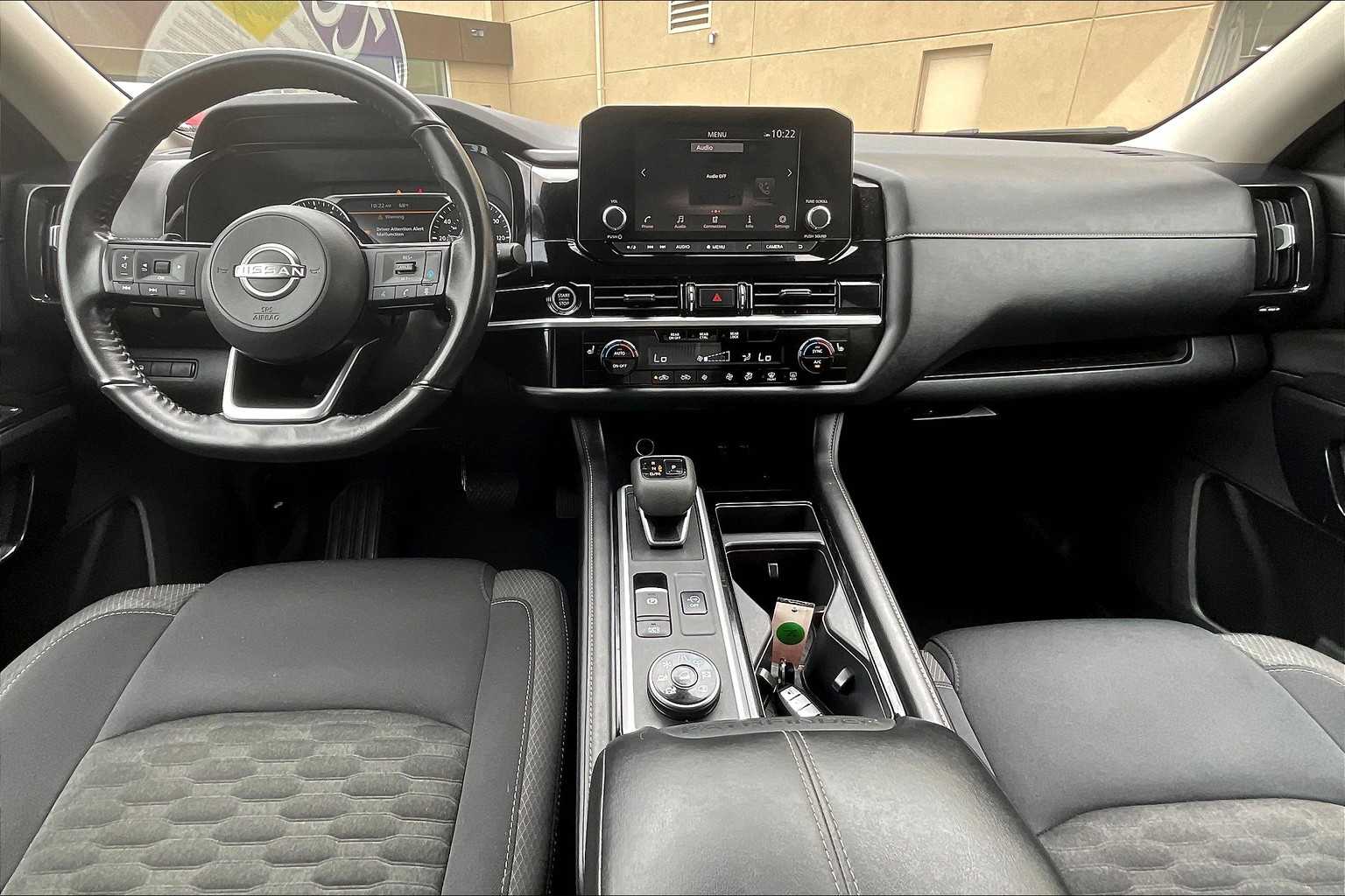 2022 Nissan Pathfinder SV - Photo 21