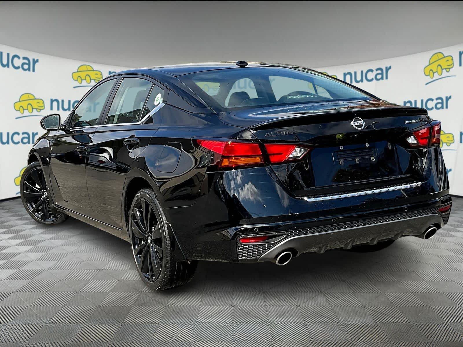 2022 Nissan Altima 2.5 SR - Photo 4