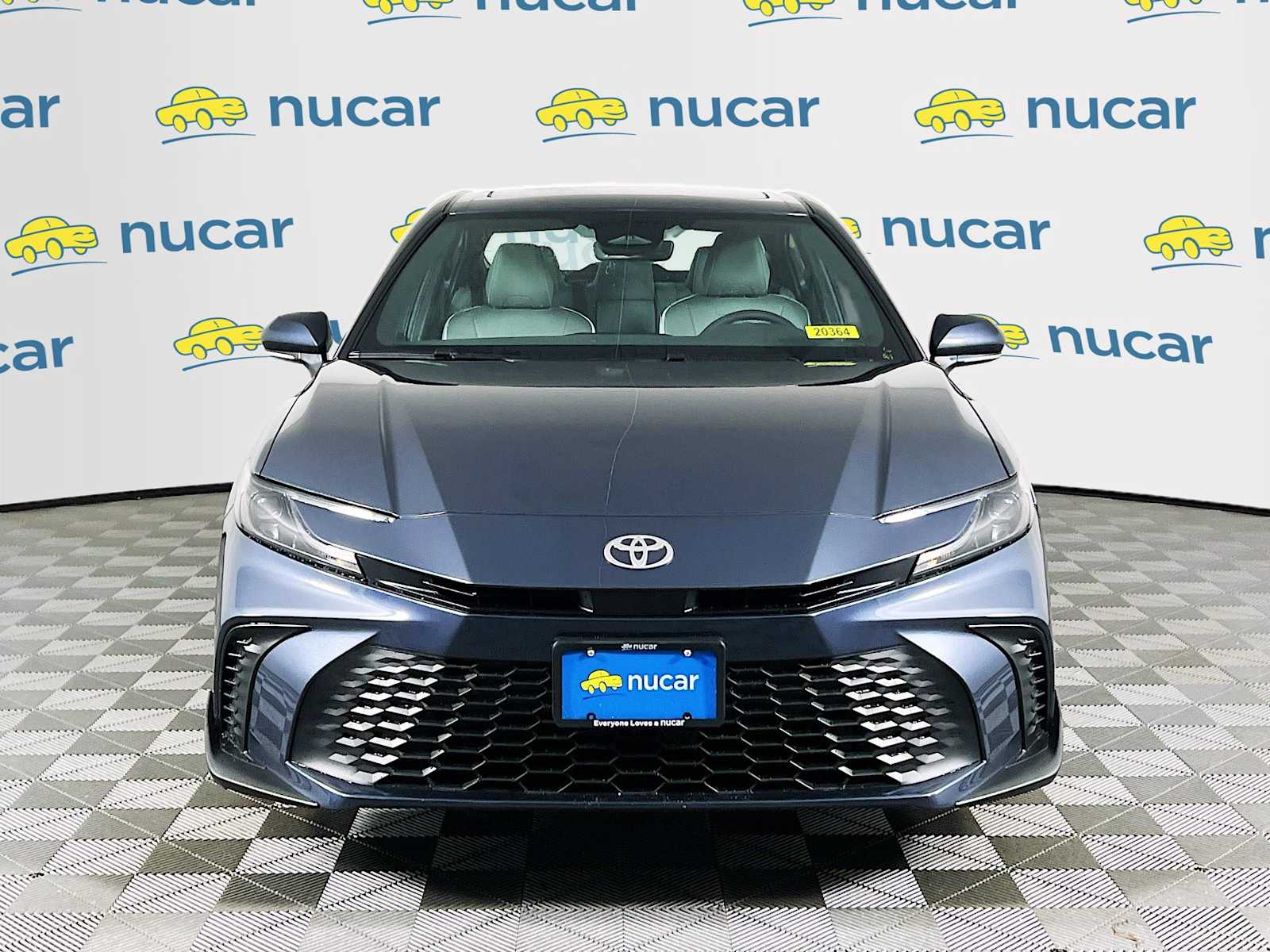 2026 Toyota Camry SE - Photo 2