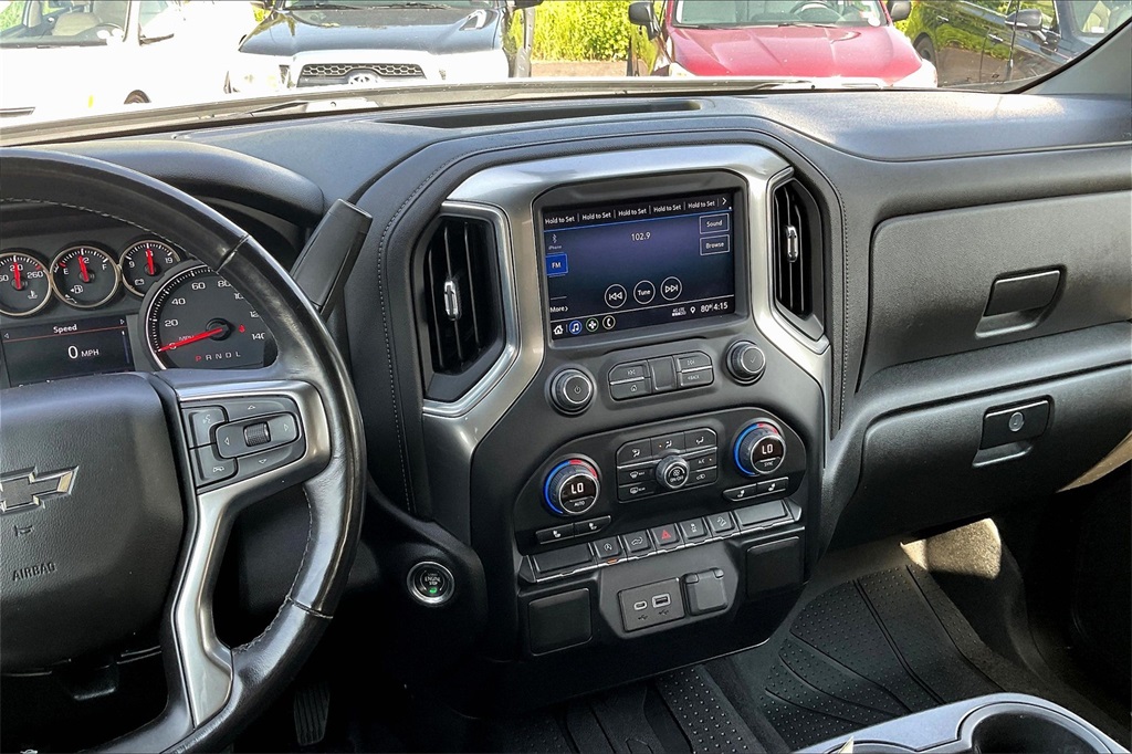 2019 Chevrolet Silverado 1500 RST - Photo 17