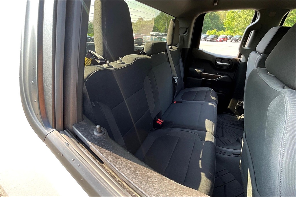 2019 Chevrolet Silverado 1500 RST - Photo 18
