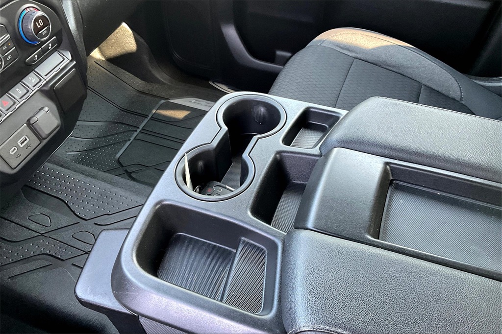 2019 Chevrolet Silverado 1500 RST - Photo 19