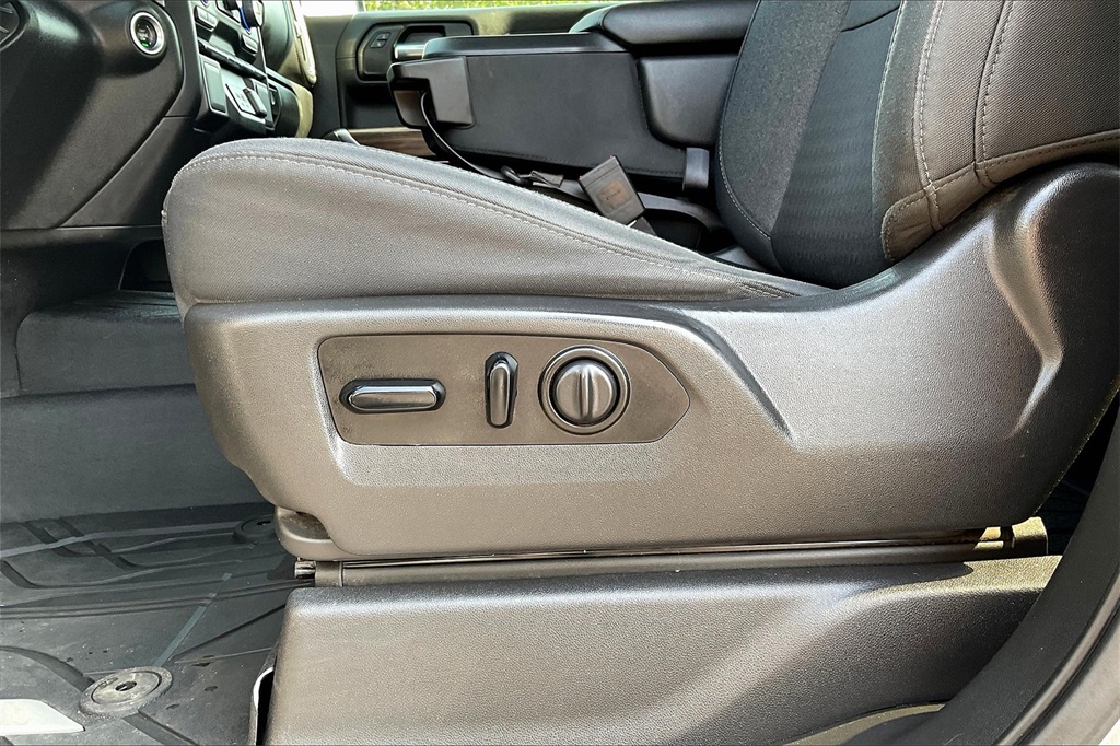 2019 Chevrolet Silverado 1500 RST - Photo 26