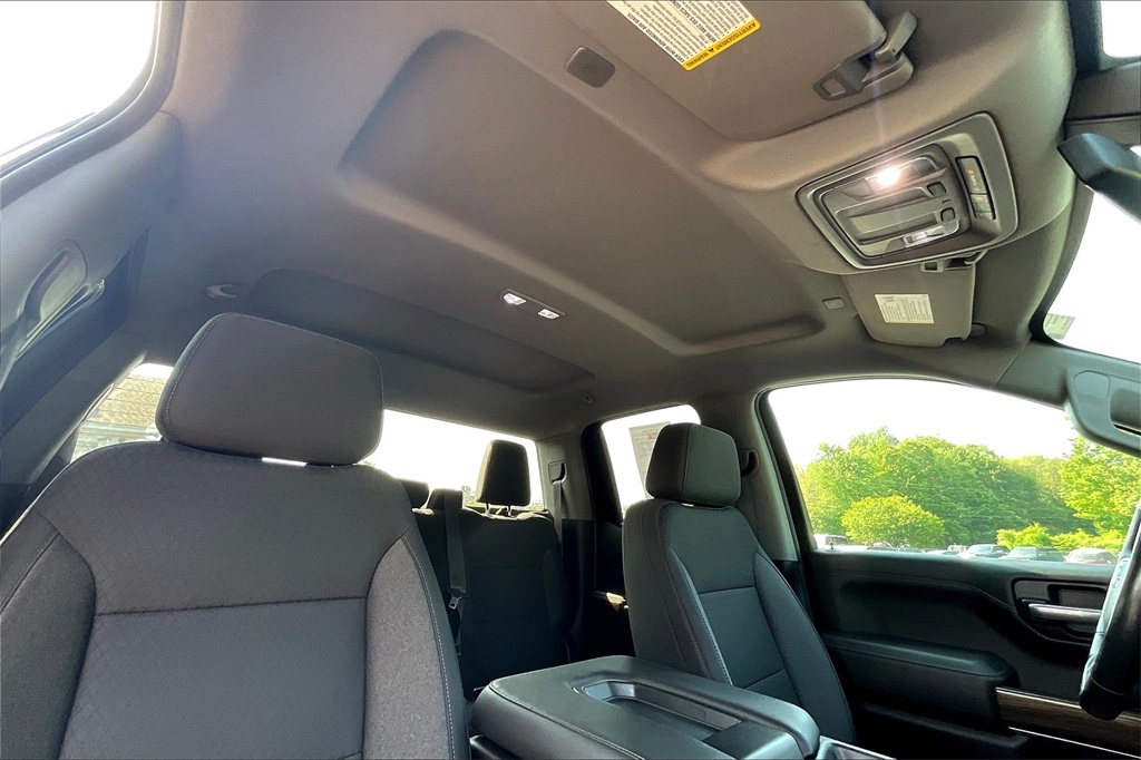 2019 Chevrolet Silverado 1500 RST - Photo 7