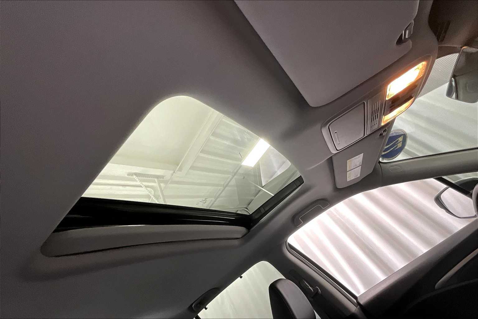 2022 Honda Pilot EX-L - Photo 23