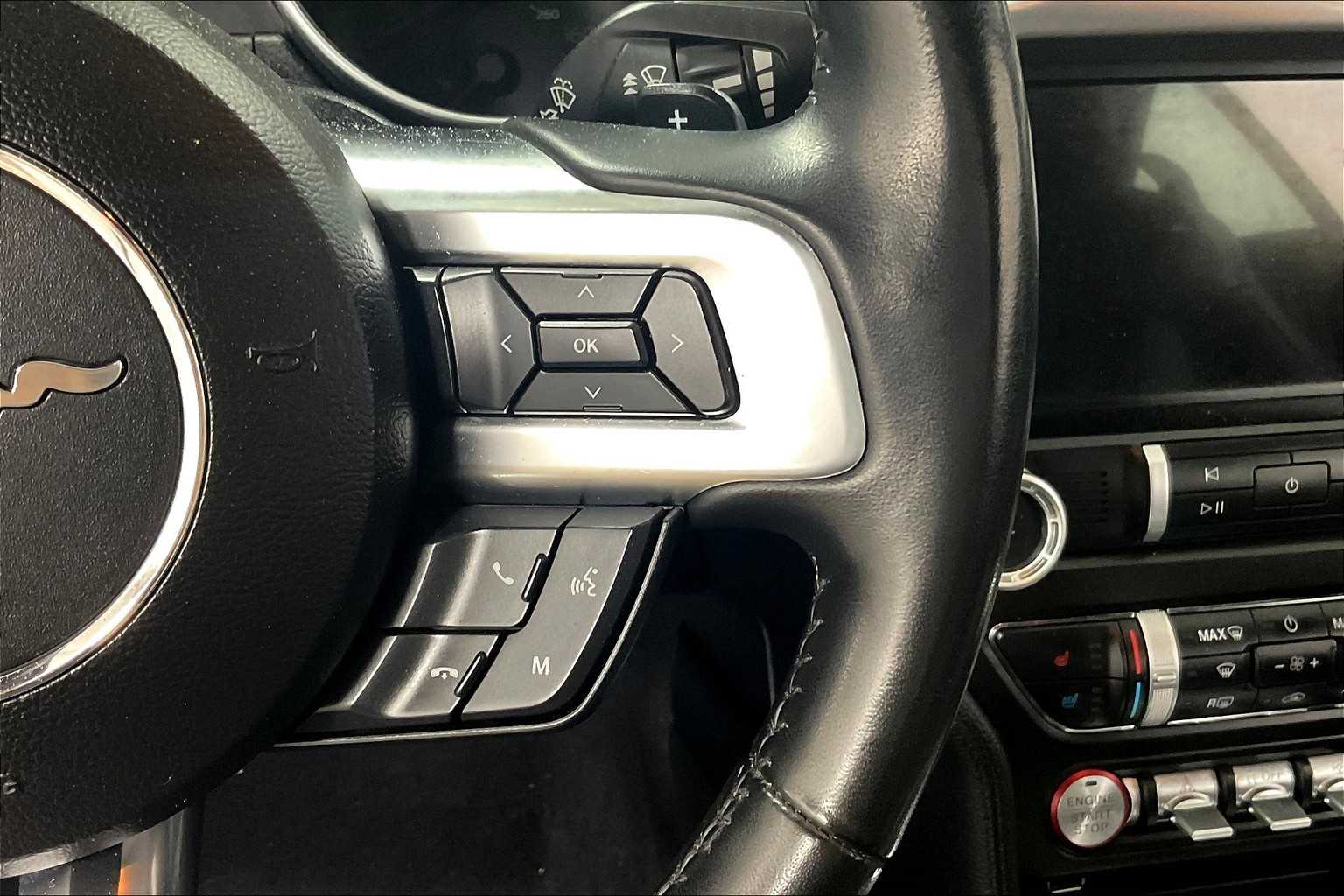 2020 Ford Mustang EcoBoost Premium - Photo 23