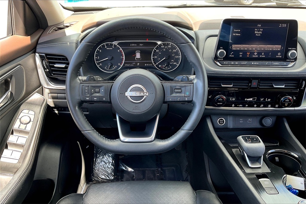 2022 Nissan Rogue SV - Photo 16