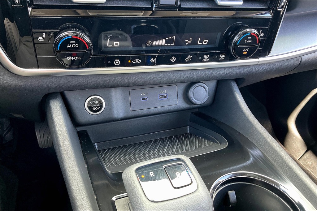 2022 Nissan Rogue SV - Photo 25