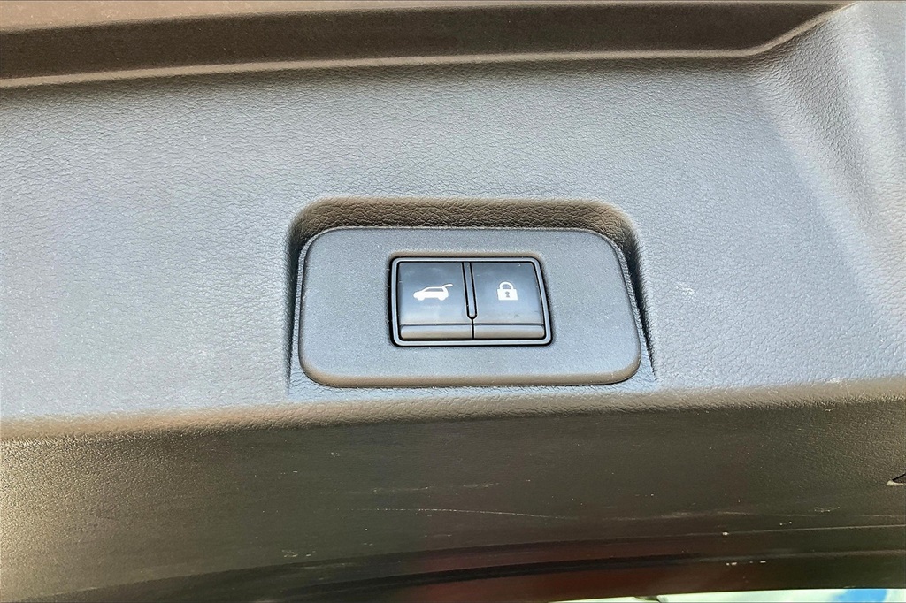 2022 Nissan Rogue SV - Photo 37