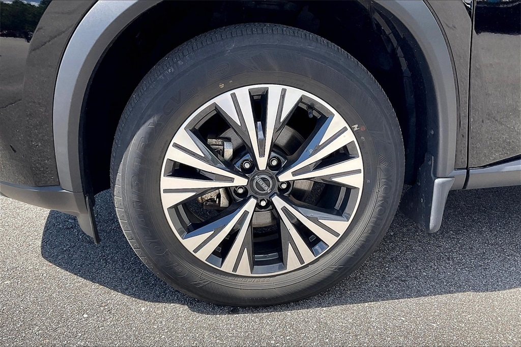 2022 Nissan Rogue SV - Photo 7