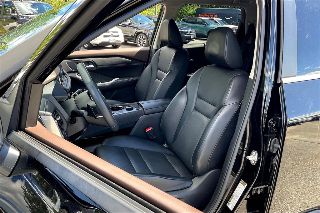 2022 Nissan Rogue SV - Photo 9