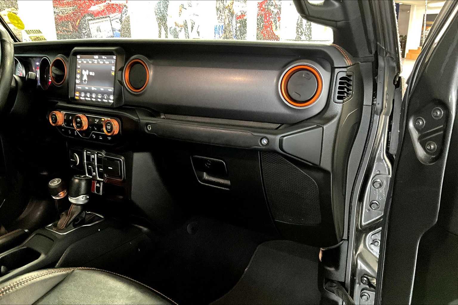 2021 Jeep Gladiator Mojave - Photo 13