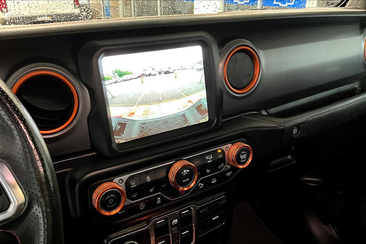 2021 Jeep Gladiator Mojave - Photo 19