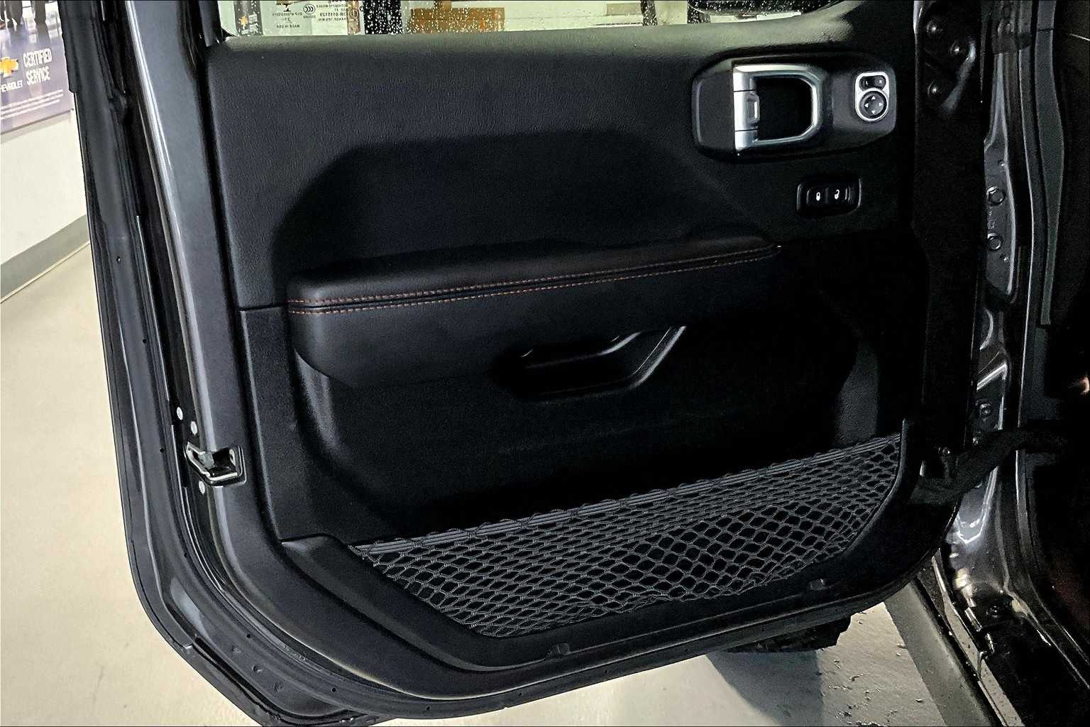 2021 Jeep Gladiator Mojave - Photo 9