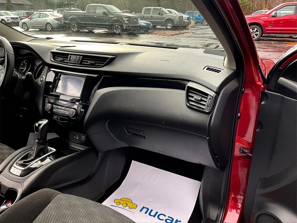 2020 Nissan Rogue Sport SV - Photo 13