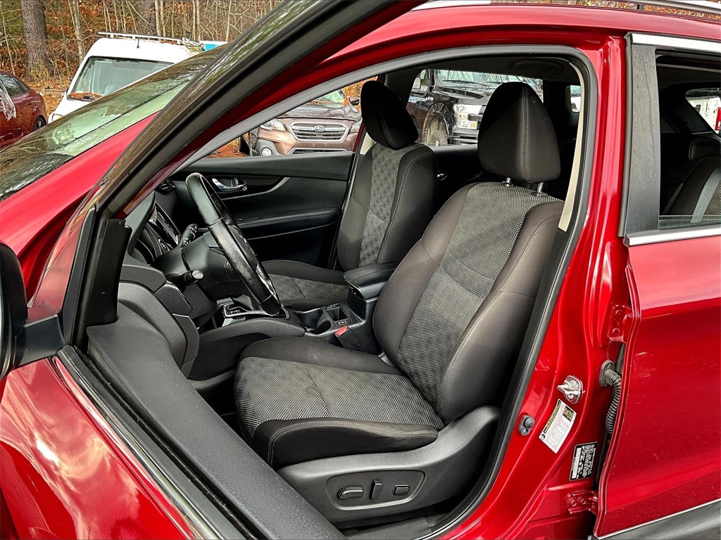 2020 Nissan Rogue Sport SV - Photo 10